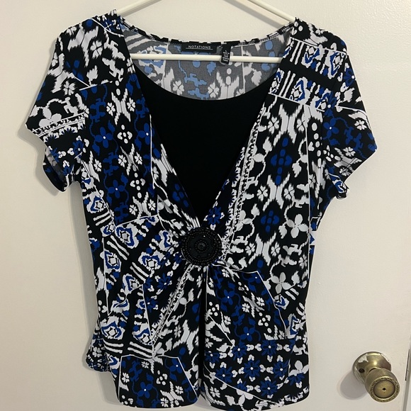 Stretchy Flattering Top - Picture 1 of 4